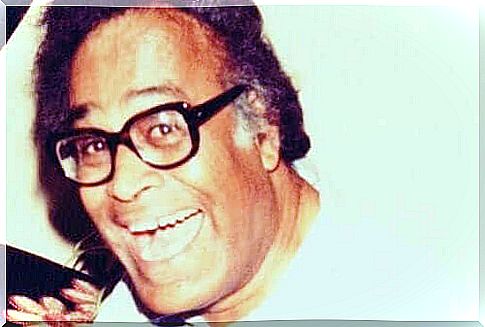 A photo of a smiling Anthony de Mello